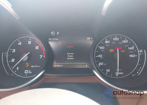 2021 Alfa Romeo Giulia Awd z USA, uszkodzony, nr VIN ZARFANAN1M7641417